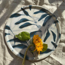 Load image into Gallery viewer, Blue Amongst Round Tray (Large)